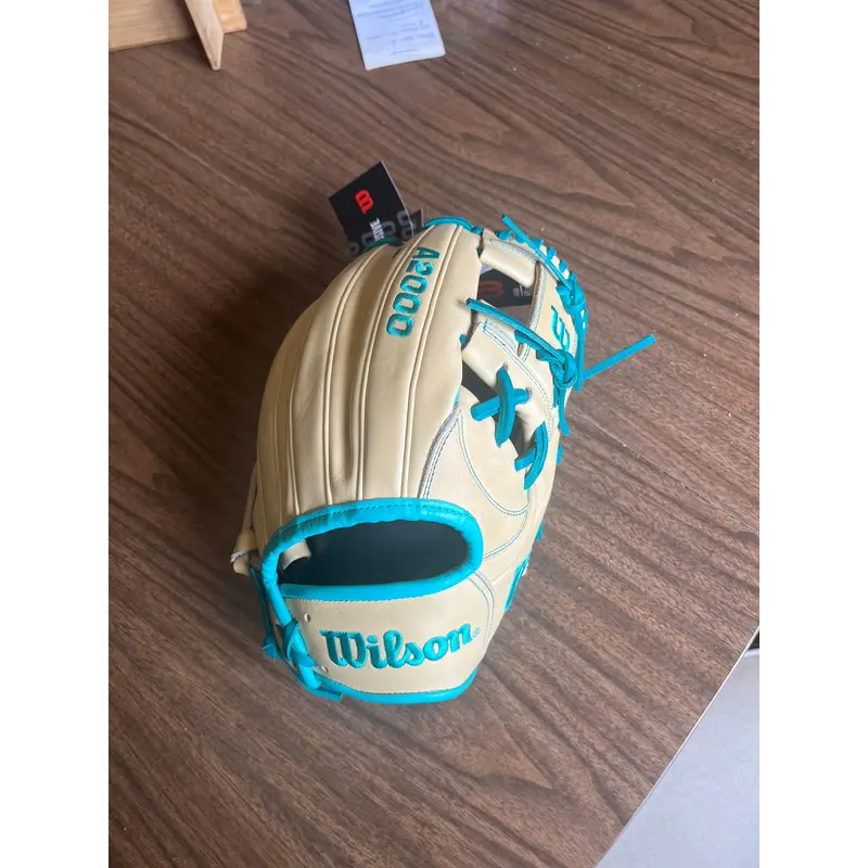 New 2023 Infield 11.75" A2000 Baseball Glove