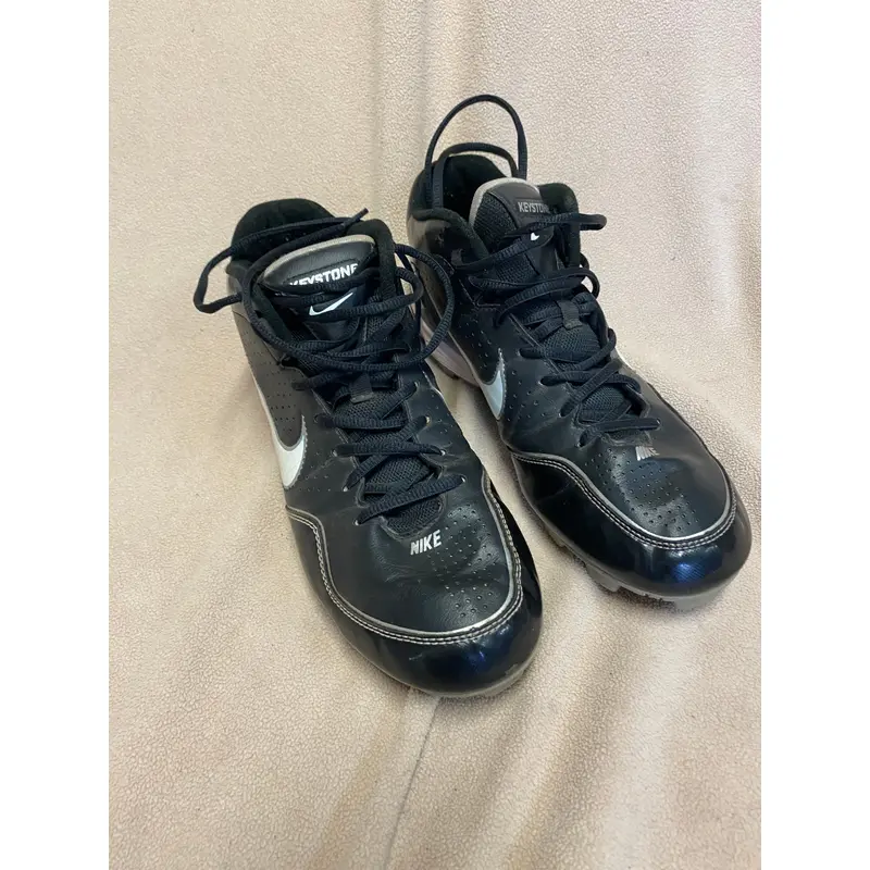Black Used Size 9.0 (Women's 10) Adult Men's Nike Low Top Molded Cleats