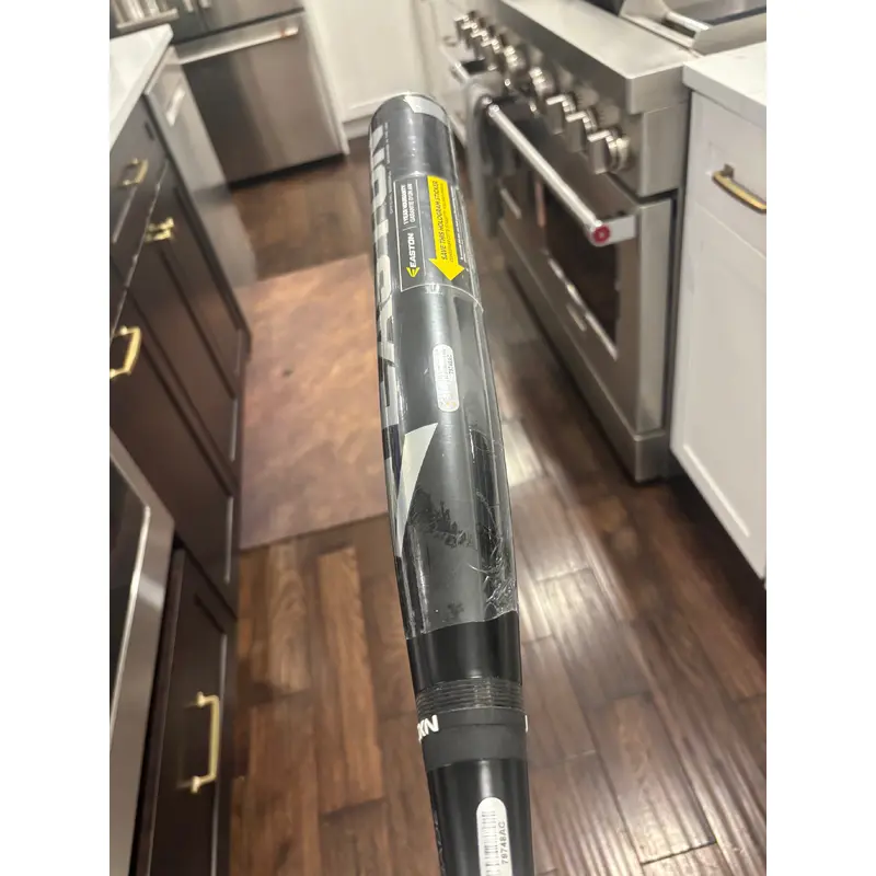 2017 Easton Mako Beast Composite USSSA Certified Bat (-10) 20 oz 30" (New)