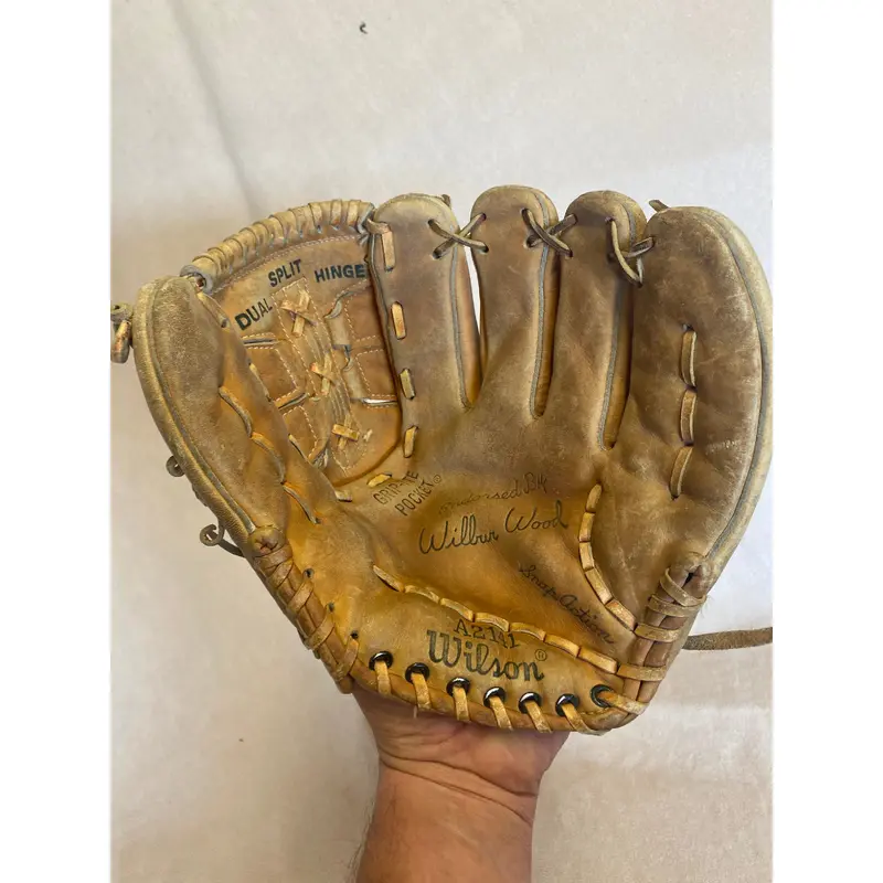 Used Right Hand Throw Wilson Wilbur Wood Baseball Glove
