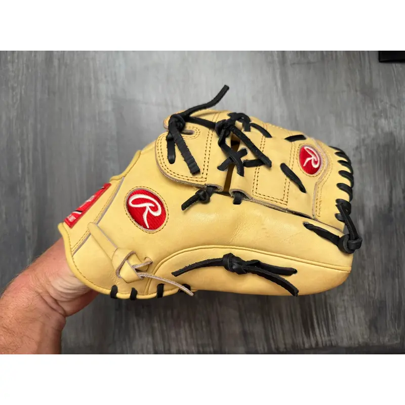 Rawlings Gold Glove Elite RH Infield Baseball Glove 12" (Used)/ (nearly band new)