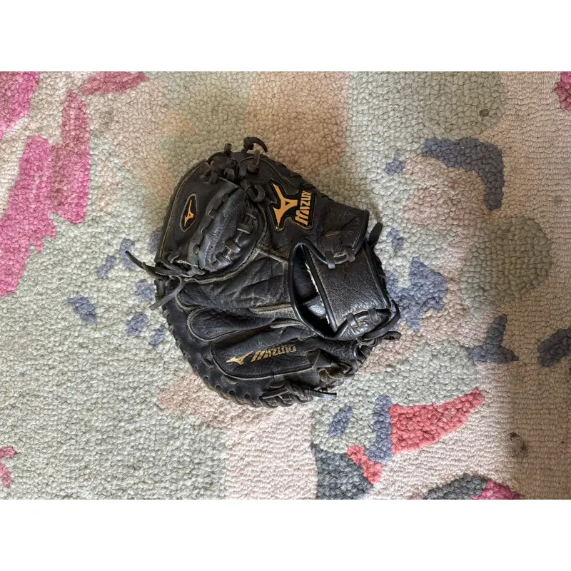 Mizuno Power Close RH Catcher's Baseball Glove (Used)
