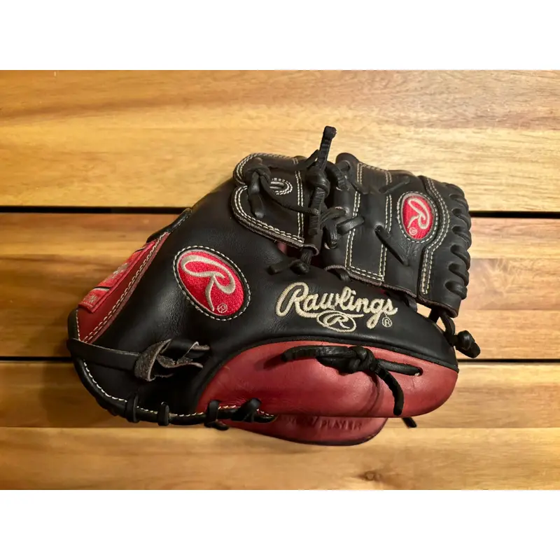 Rawlings Right Hand Throw Infield Heart of the Hide Baseball Glove 11.5" (Used)
