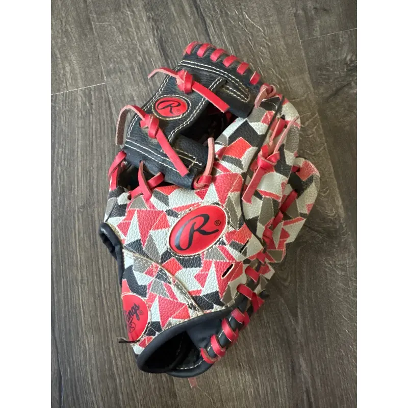 Rawlings RH Player series Baseball Glove 10.5" (Used)