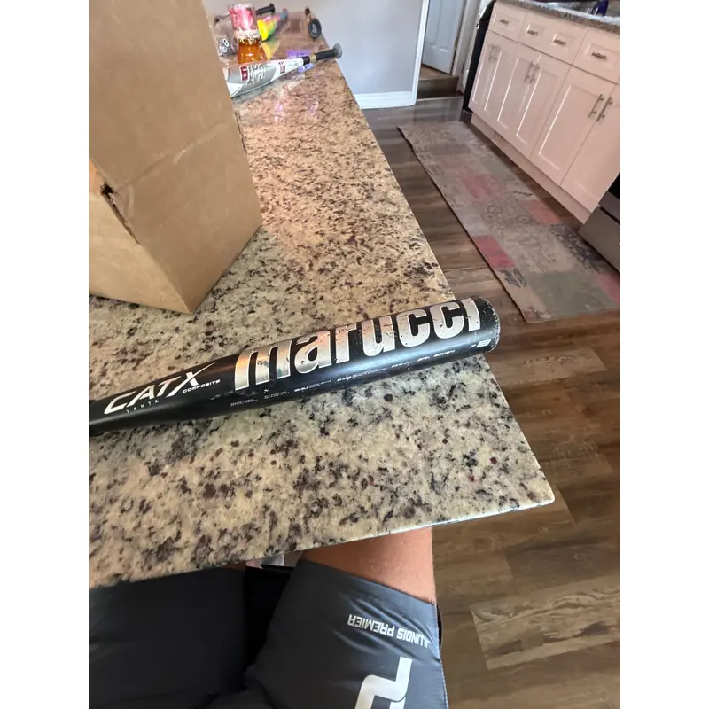 Marucci CATX Vanta Composite USSSA Certified Bat (-8) 24 oz 32" (Used)