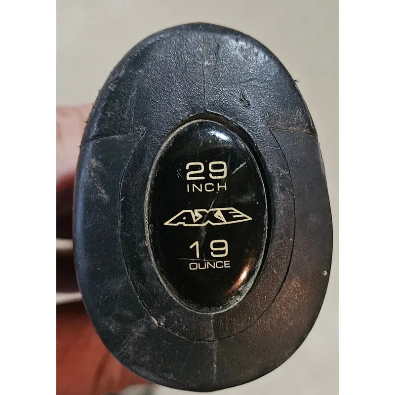 2019 AXE Avenge Composite USABat Certified Bat (-10) 19 oz 29" (Used)