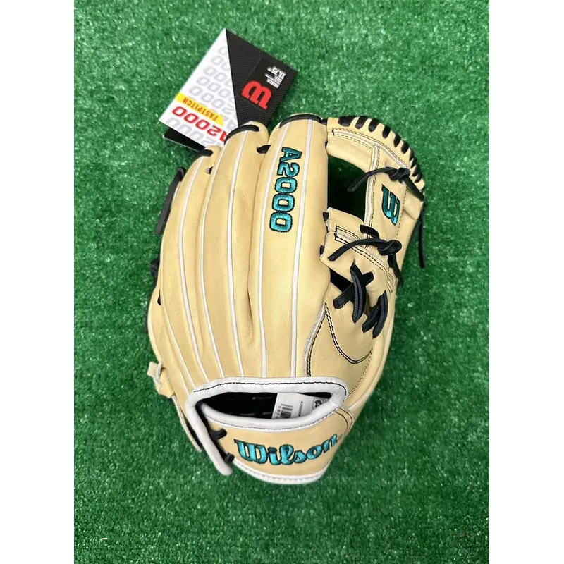 Wilson A2000 H75 11.75" Fastpitch Softball Infield Glove - WBW1027211175