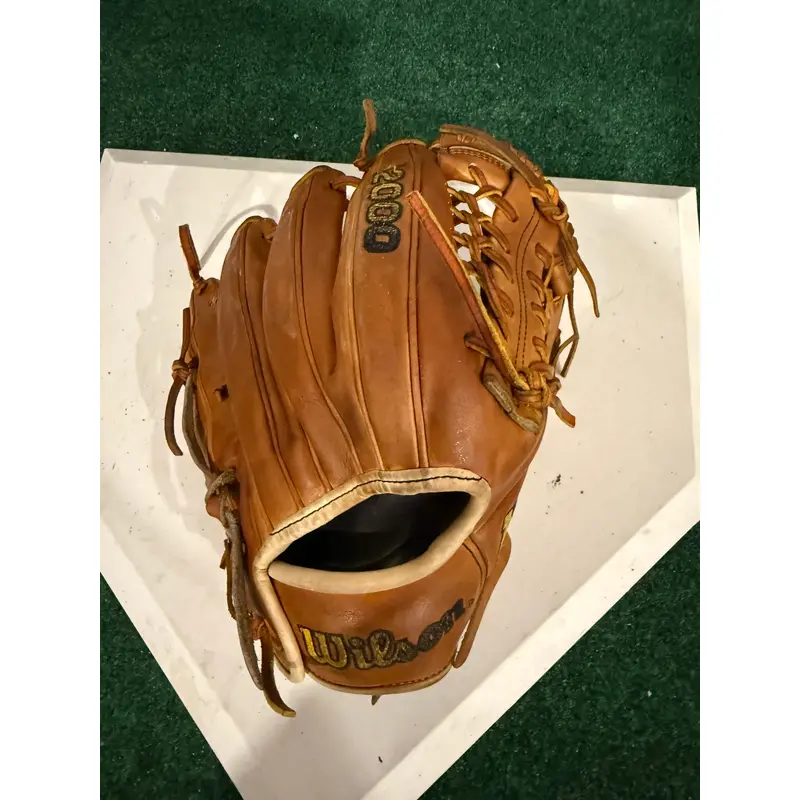Wilson A2000 RHT Pro Stock 11.5