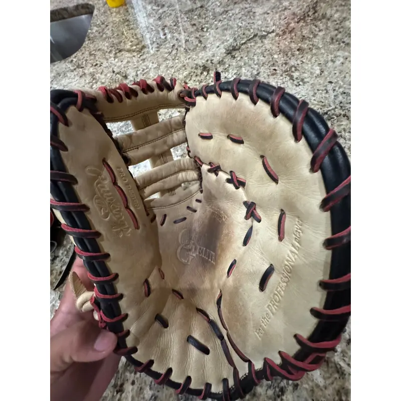 1st baseman Rawlings Gold Glove Elite