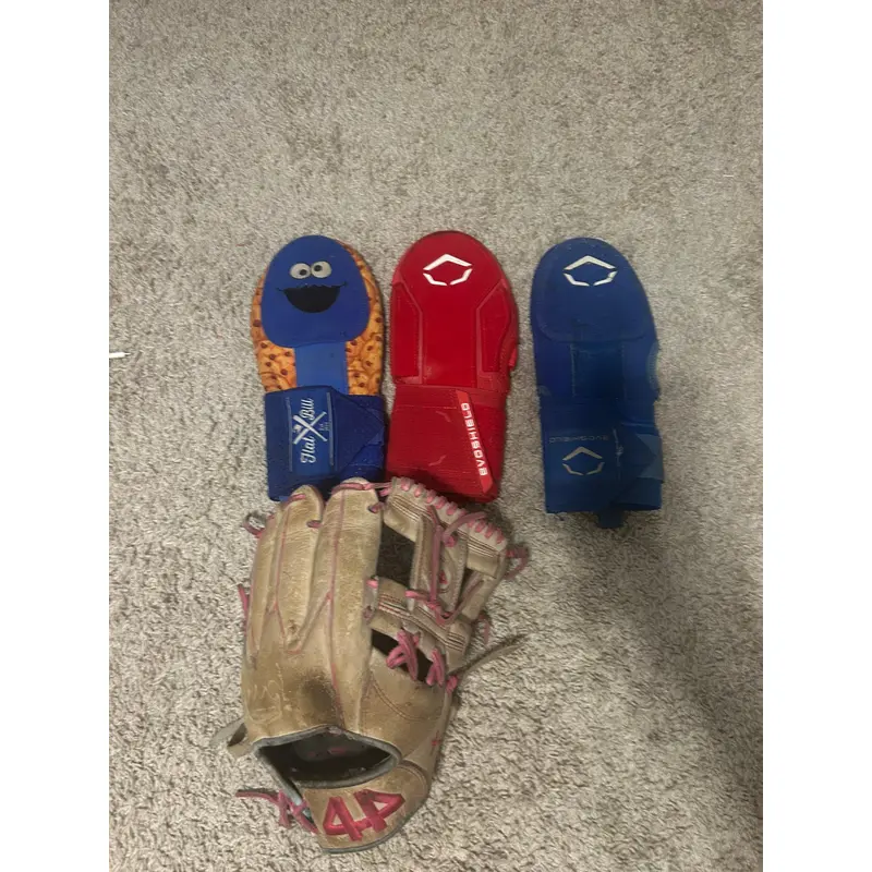 Teen Baseball Gear