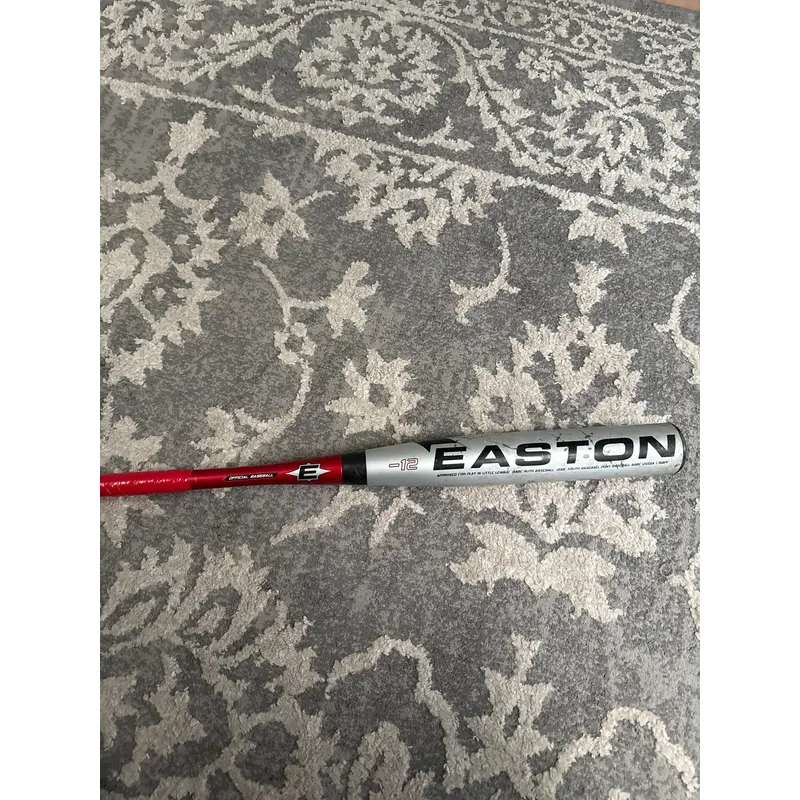 Easton Quantum Alloy USSSA Certified Bat (-12) Composite 19 oz 31" (Used)