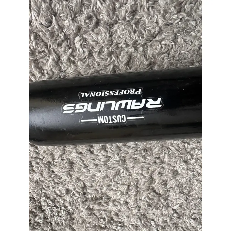 Rawlings Bat  (-3) 30.5 oz 33.5" (Used)