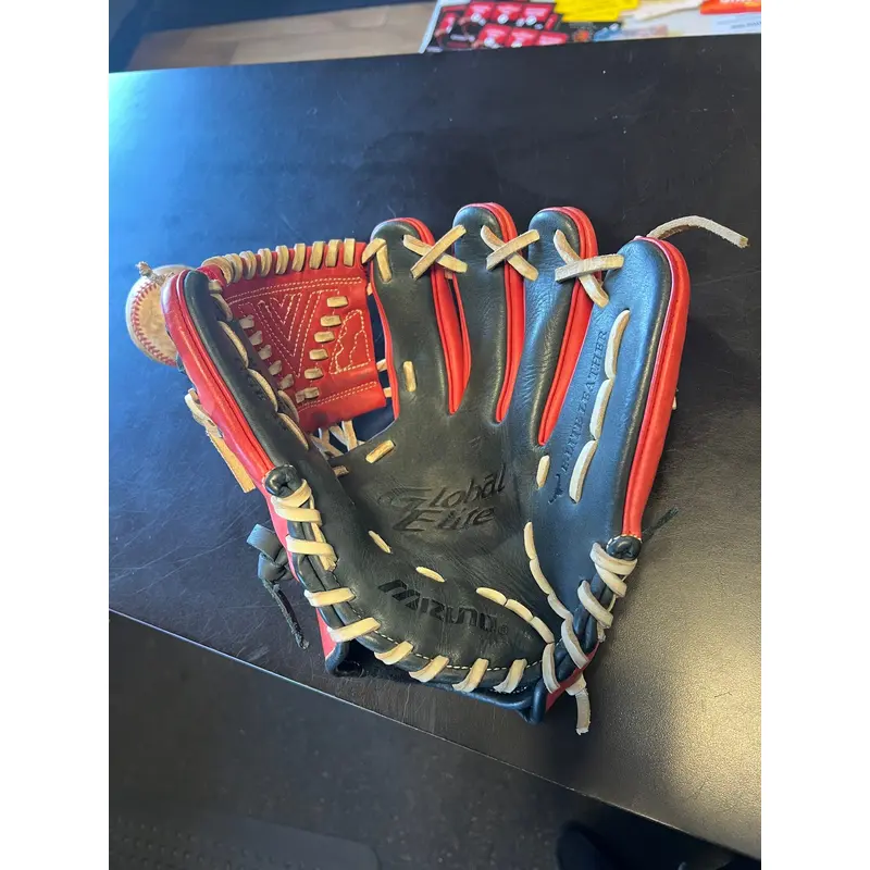 Mizuno Right Hand Throw Infield Global Elite Baseball Glove 11.25" (Used)