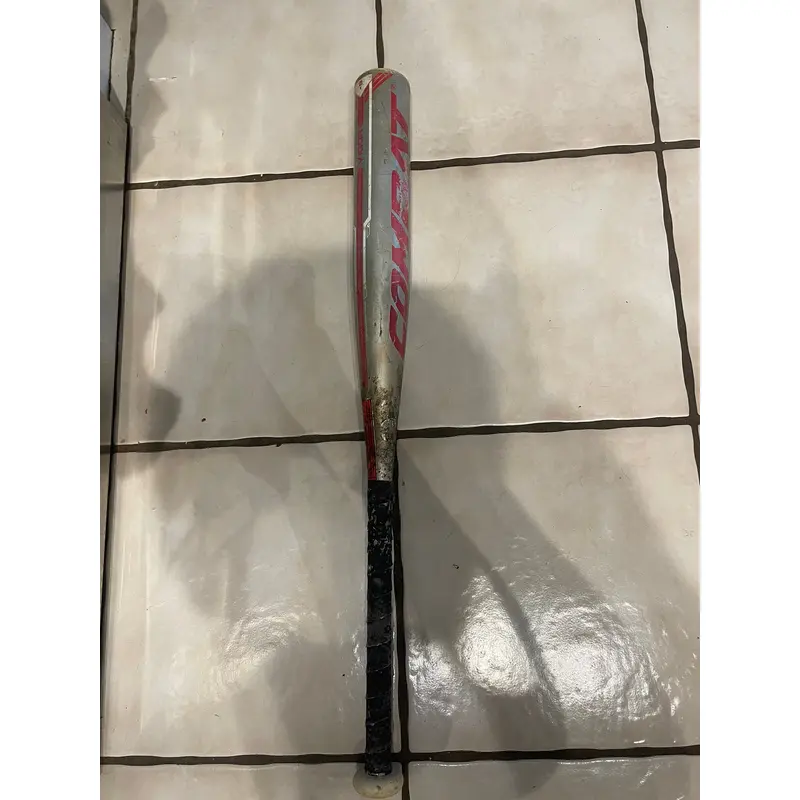 Combat Vigor Composite USSSA Certified Bat (-8) Composite 22 oz 30" (Used)