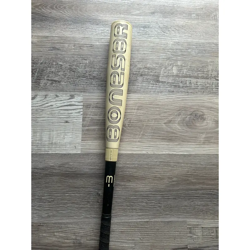 Warstic Bonesaber Bat (-3) 30 oz 33" (Used)