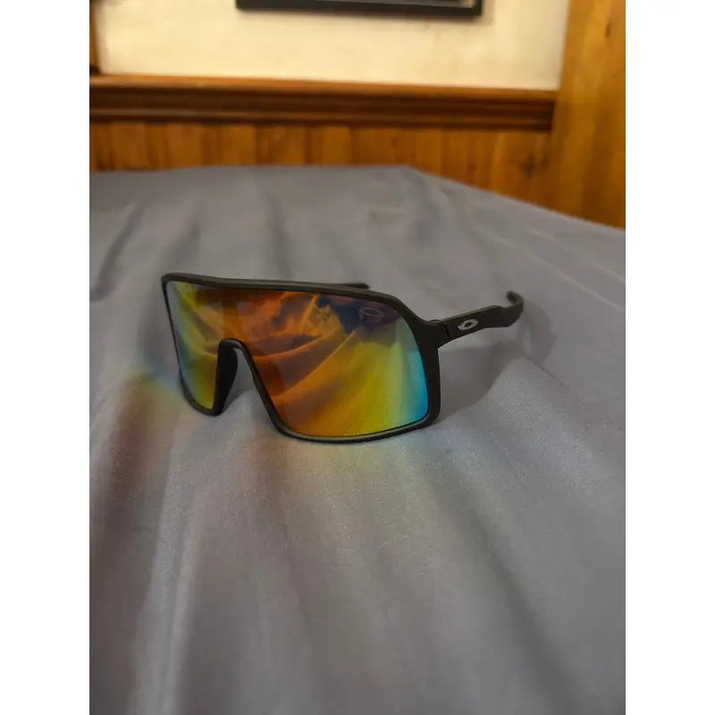 Unisex Medium/Large Oakley Sutro Sunglasses (New)