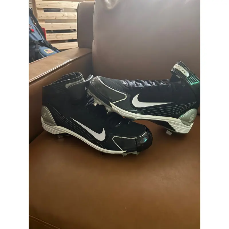 Nike Huarache Baseball Cleats