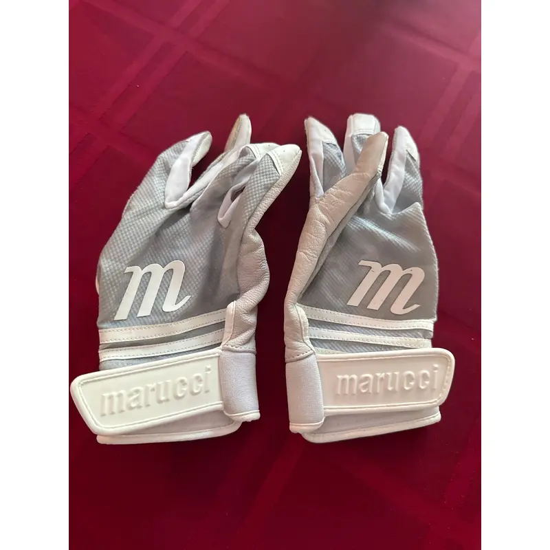 Baseball batting gloves