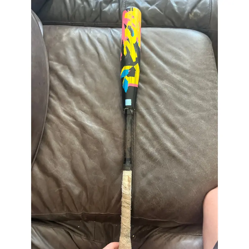 2023 DeMarini Zoa Glitch Composite USSSA Certified Bat (-5)  26 oz 31" (Used)