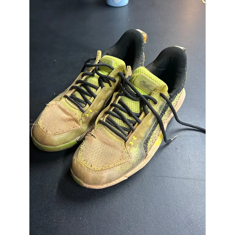Under Armor Low Top Harper 6 (Used) M7.5