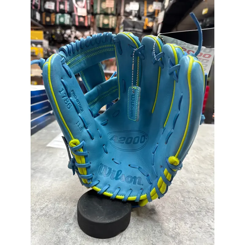 Right Hand Throw 11.5" (New) A2000 1786 Baseball Glove