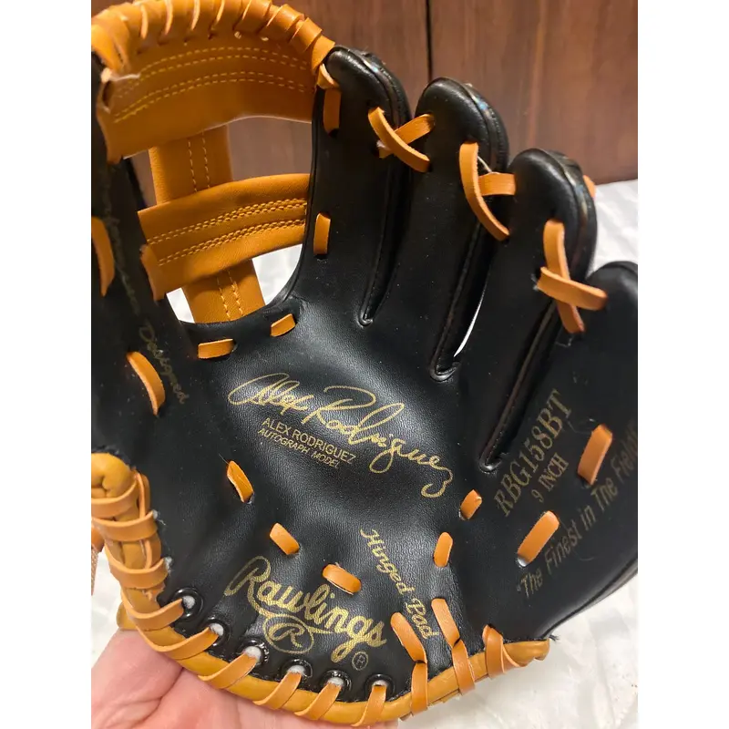 Vintage Rawlings 9 Alex Rodriguez Baseball Glove