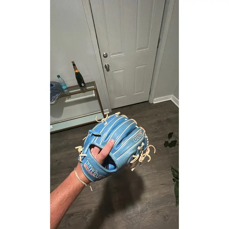 2022 Wilson RH Infield A2000 Baseball Glove 11.5" (New)