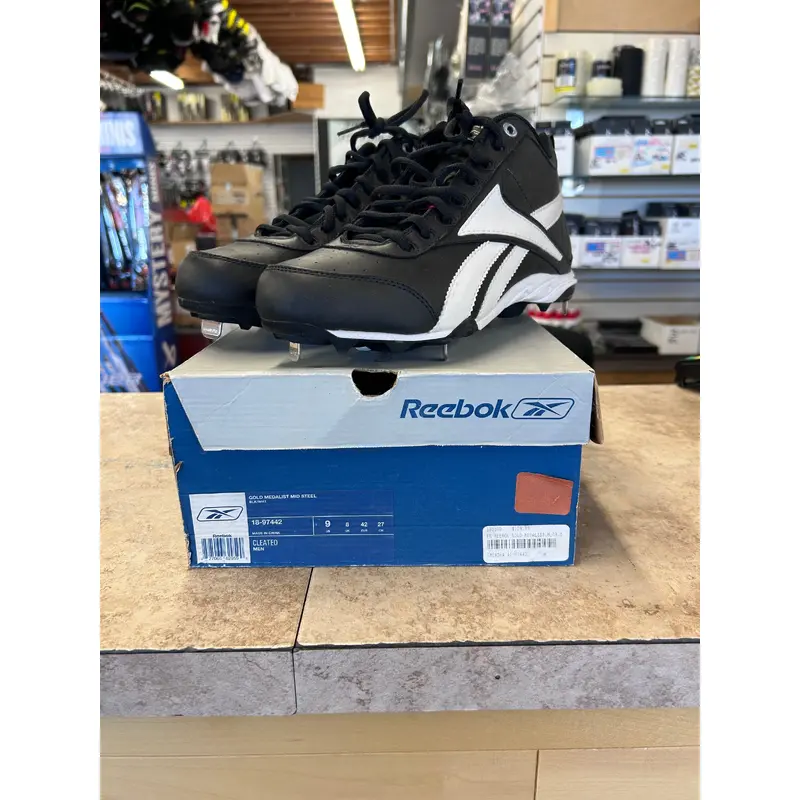 Black New Size 8.0 (Women's 9.0) Adult Men's Reebok High Top Metal