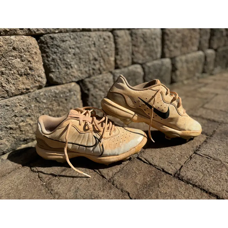 Nike Alpha Huarache Varsity 4 Low Metal Baseball Cleats 8.5