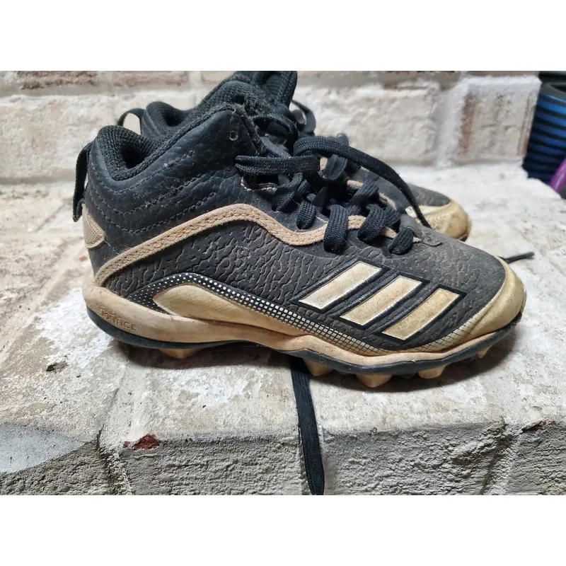 Black Kid's Youth Adidas Cleats (Used)