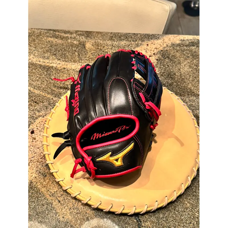 Mizuno Pro Kip 11.5"  Hand Crafted                    Trade Only