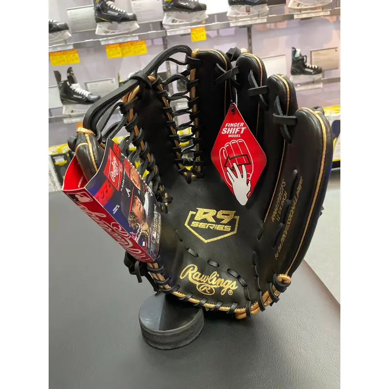 New Right Hand Throw 12.75" R9 Baseball Glove