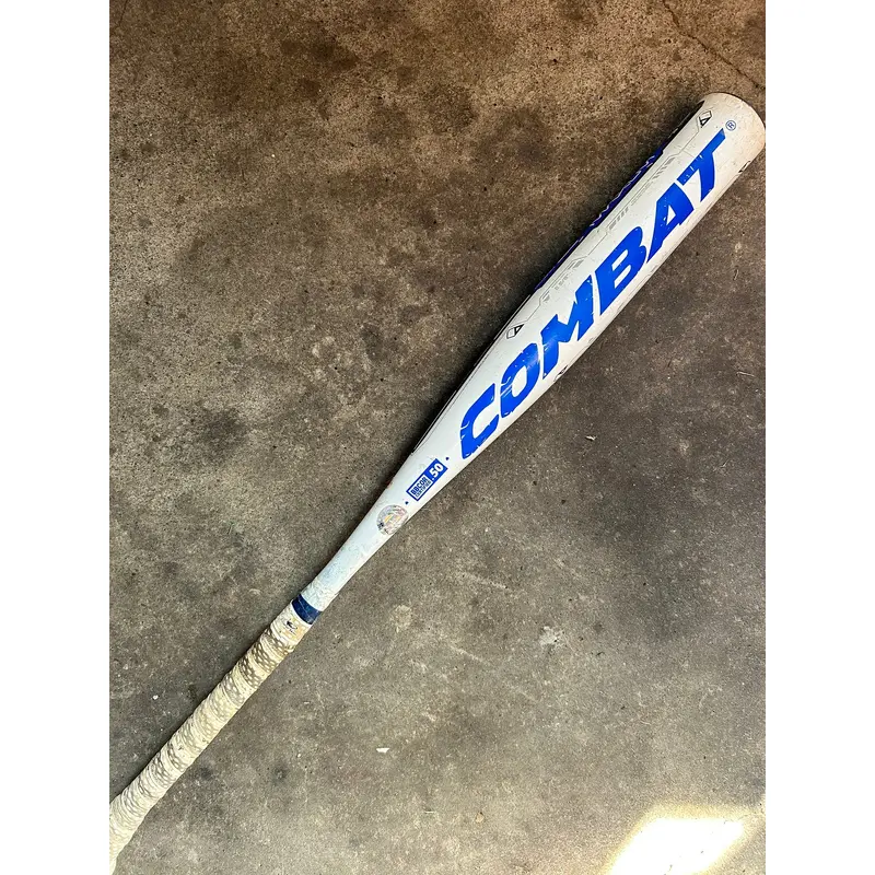 Combat Canadien Model BBCOR Bat