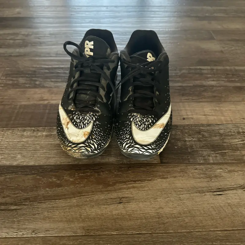 Kid's 6y Nike (Used)