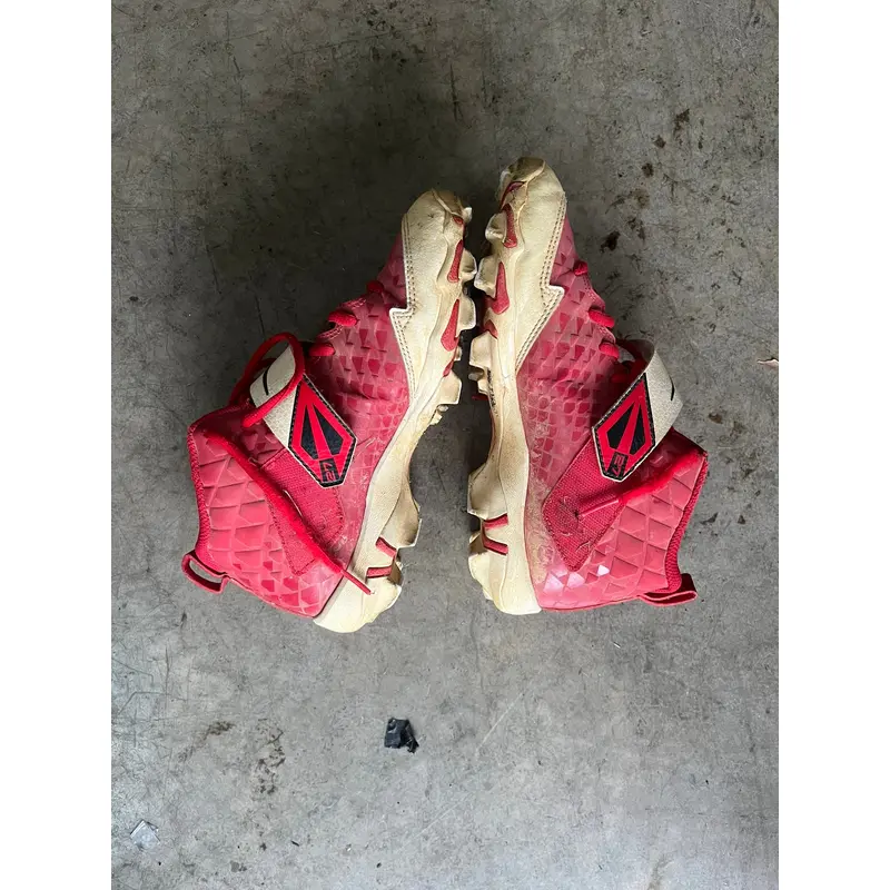 Nike Baseball cleats size 5