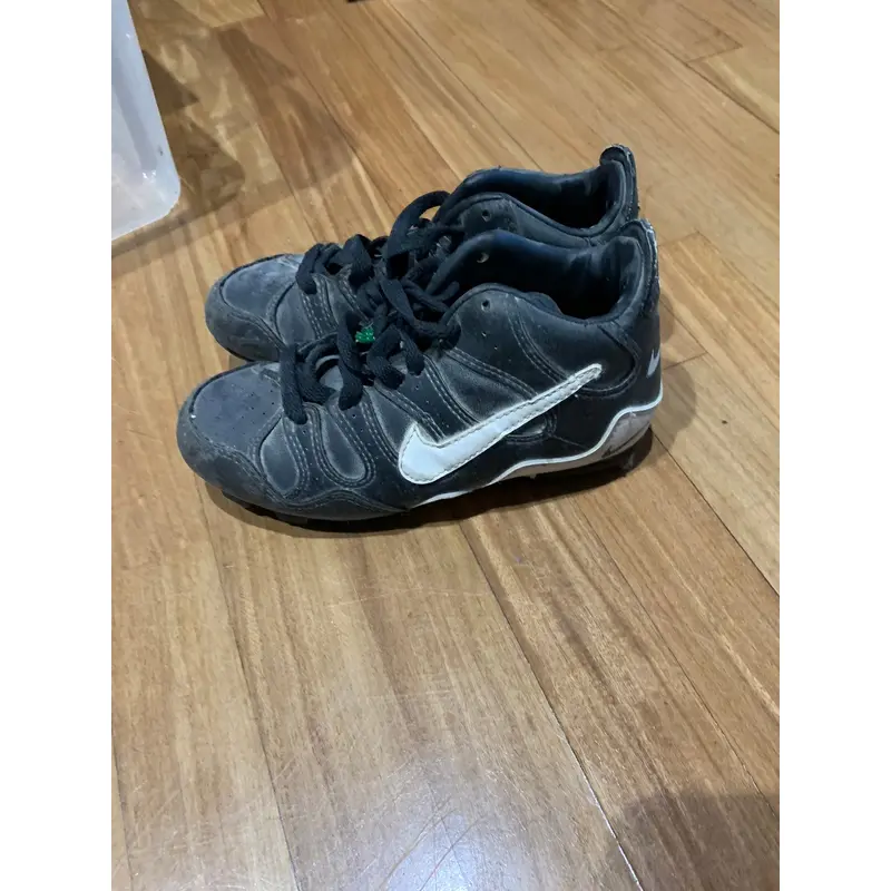 Nike Baseball Cleats Size 3.5