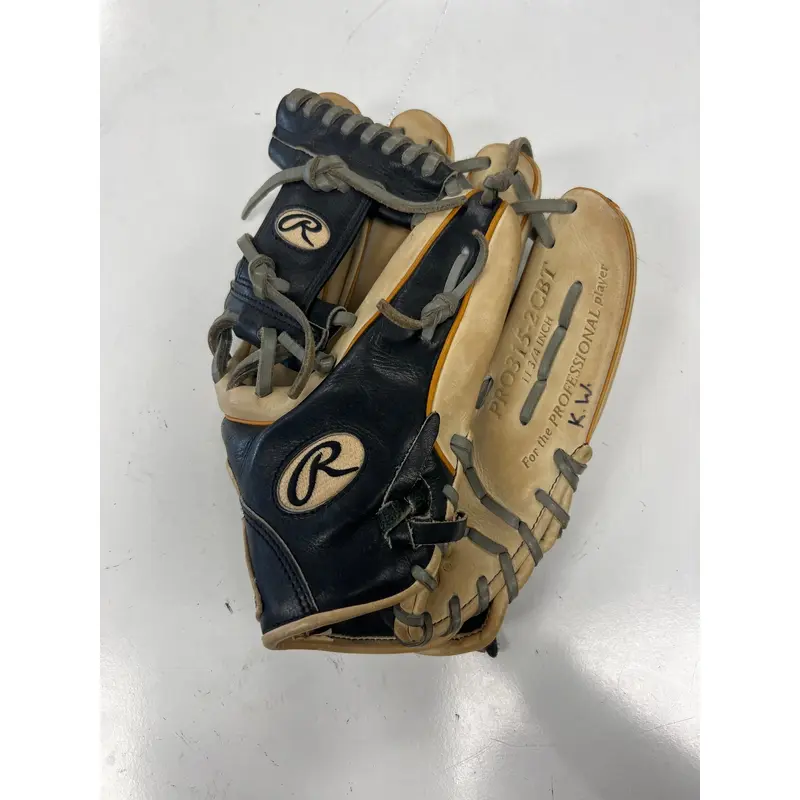 Rawlings RH Baseball Glove 11.75" (Used)