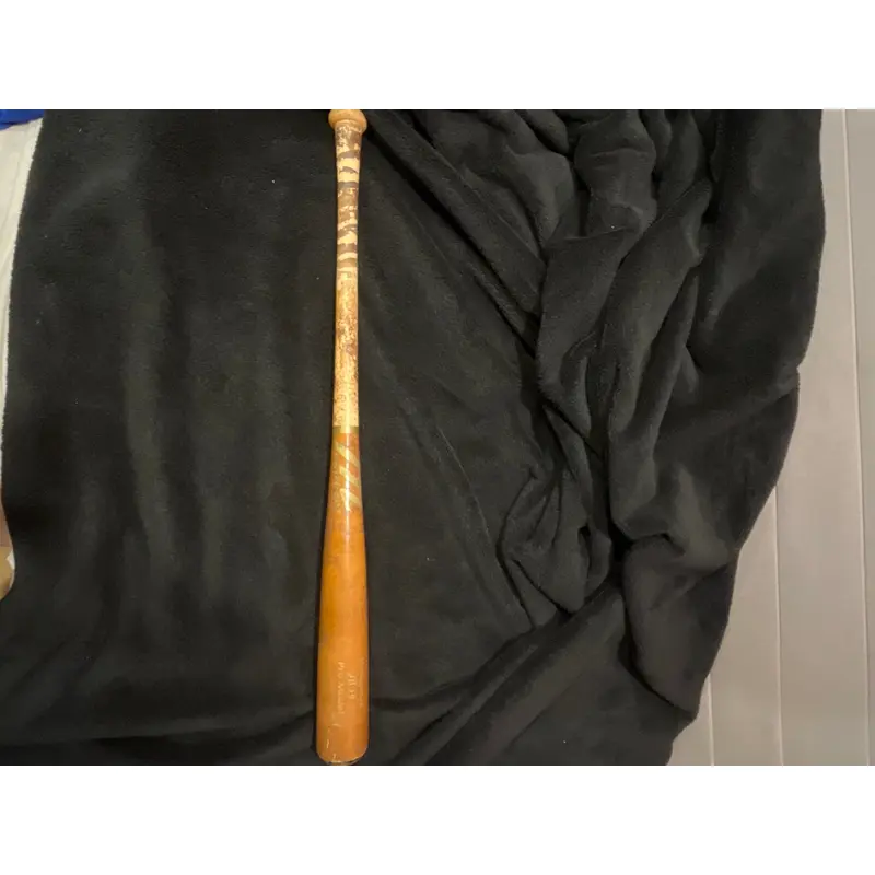 Used Wood (-3) 28 oz 31" JB19 Bat