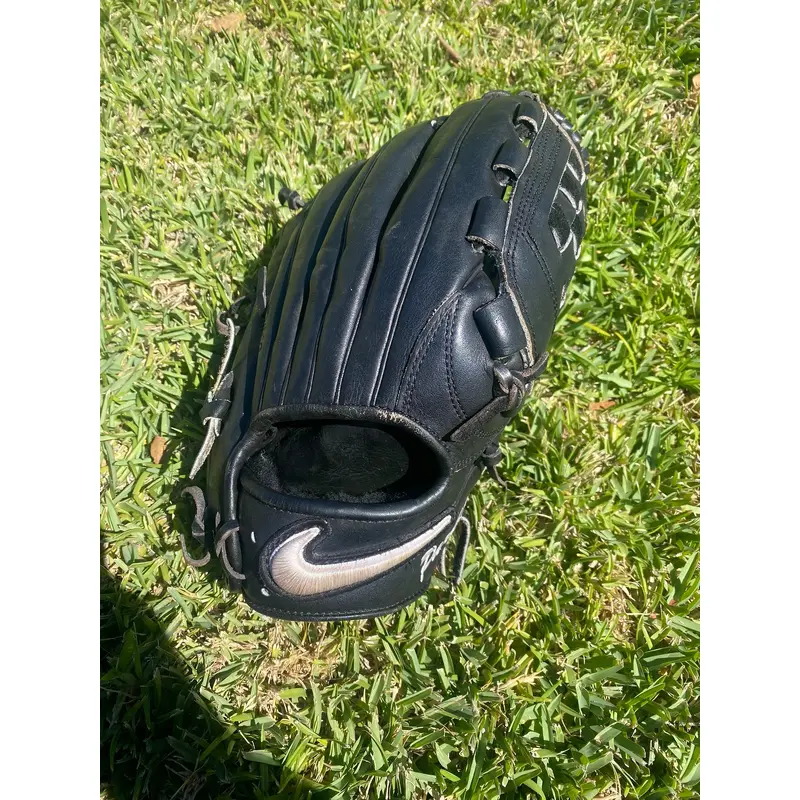 *RARE**PRO ISSUE* NIKE SHADO ELITE J