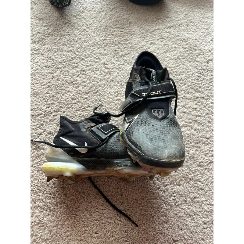 Nike Baseball Cleats