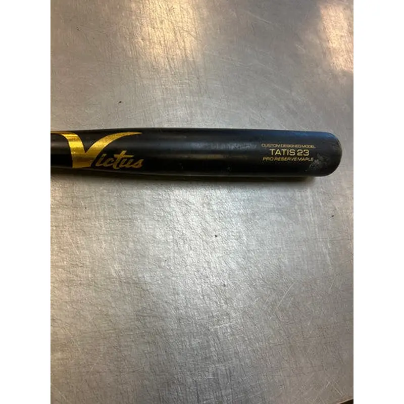 Used Victus TATIS 23 BB/SB Wood Bat 33" 11339-S000193228