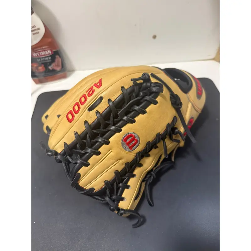 Wilson A2000 LH Baseball Glove 12.75