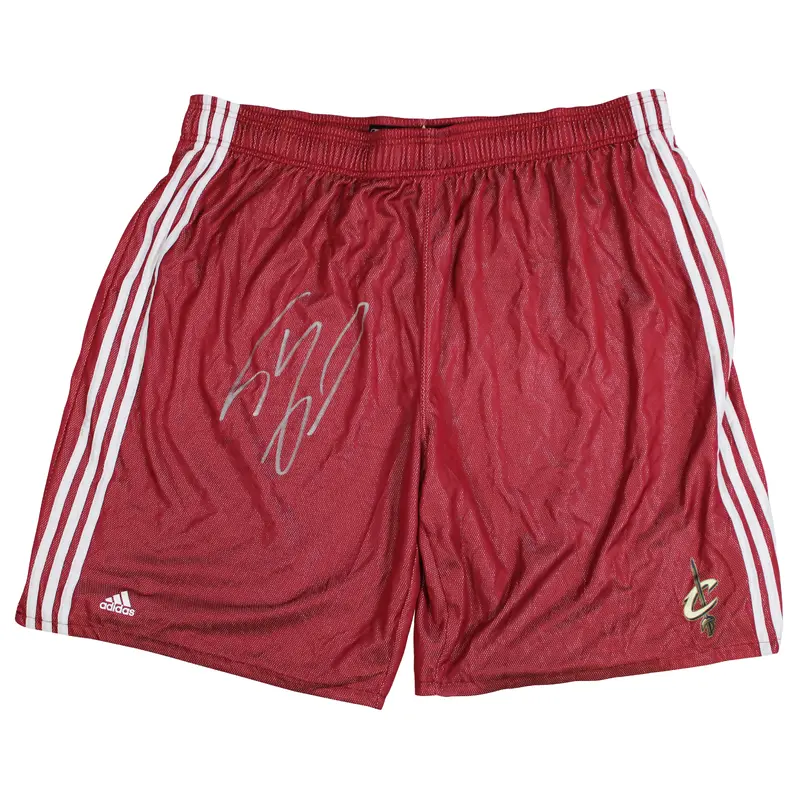 Cavaliers Shaquille O'Neal Signed Red Adidas Practice Shorts BAS Wit #2W958085