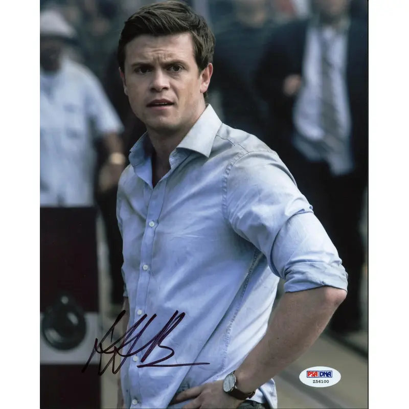 Hugo Johnstone-Burt San Andreas Signed Authentic 8X10 Photo PSA/DNA #Z56100