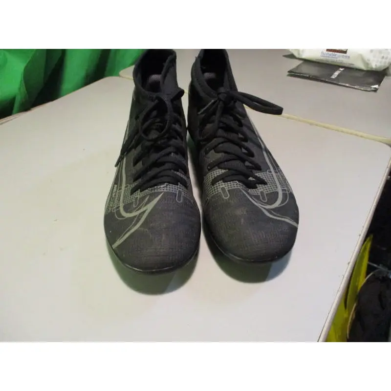 Used Nike Mercurial Super Fly 8 Size 5 Soccer Cleats