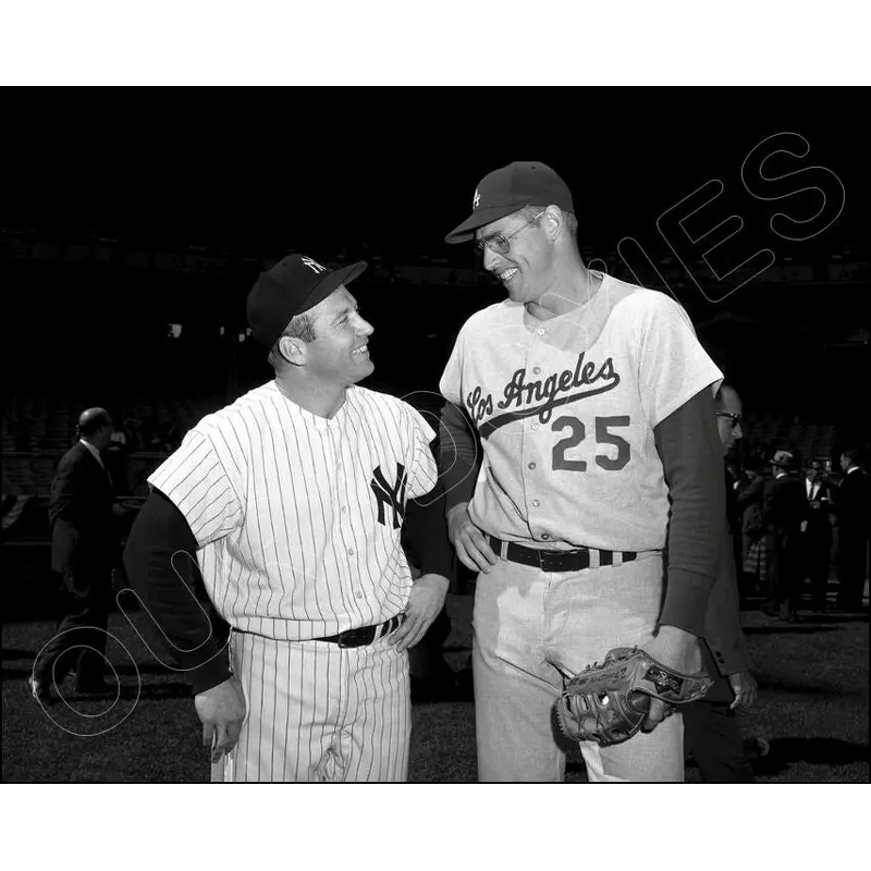 1963 Mickey Mantle Frank Howard 8X10 Photo - Yankees Dodgers  - 3302
