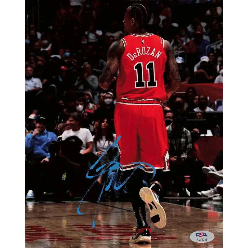 DEMAR DEROZAN signed 8x10 Photo PSA/DNA Chicago Bulls