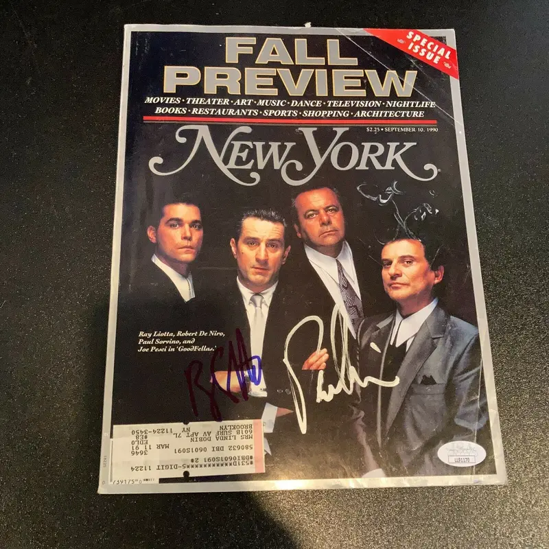 Joe Pesci, Paul Sorvino & Ray Liotta Goodfellas Cast Signed Magazine JSA COA