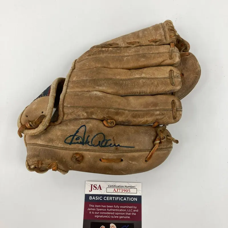 Richie Dick Allen Signed Vintage 1970's Game Model Baseball Glove JSA COA