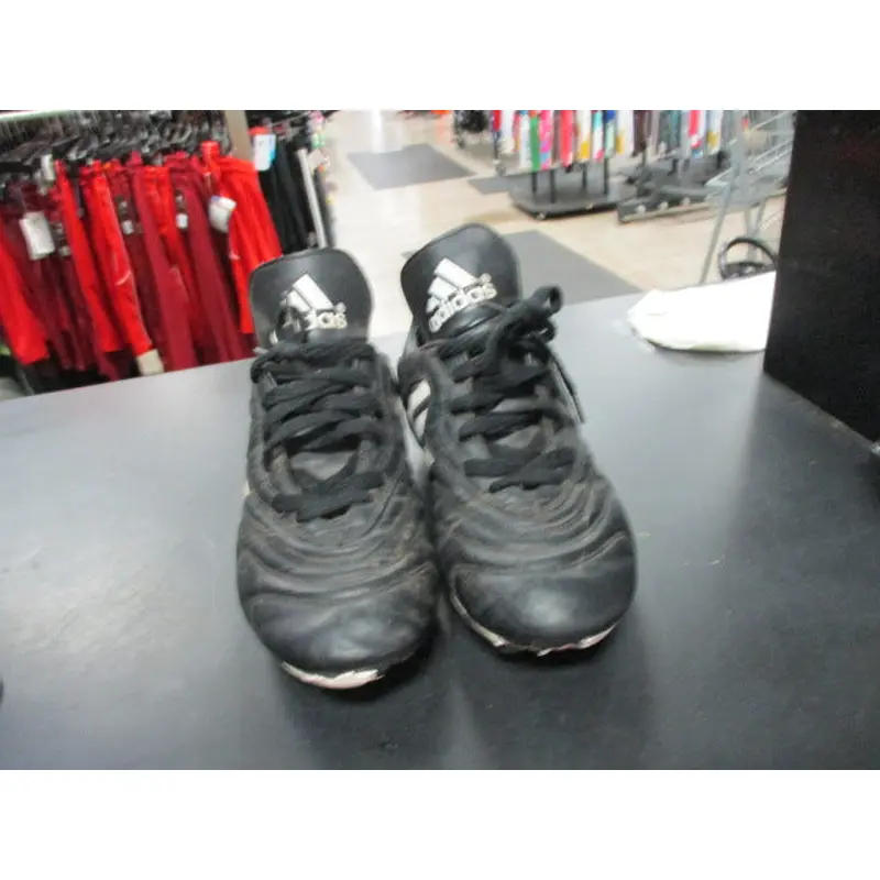 Used Adidas Size 5 Soccer Cleats - Has Wear